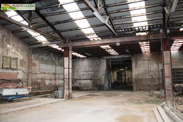 Nave industrial en venta a 13 km de Mollerussa. - foto 2