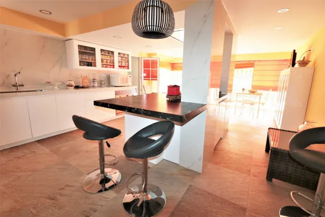 GRAN VILLA EN LA EXCLUSIVA ZONA DE CABO ROIG — 42