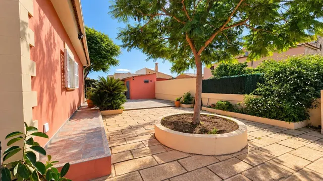 Encantadora casa de una sola planta con apartamento independiente en Bunyola — 34
