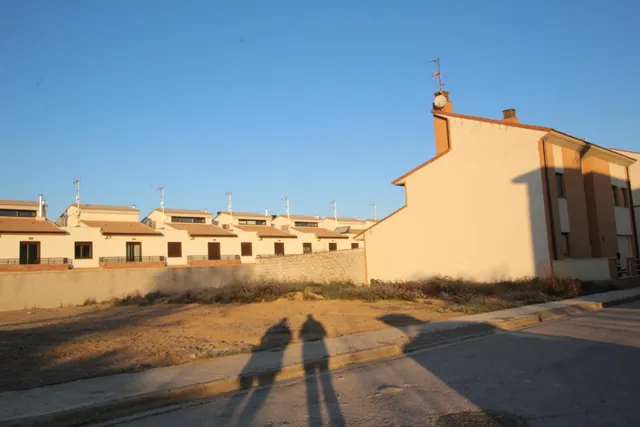 Venta de solar de 300 m2 en Ejea — 2