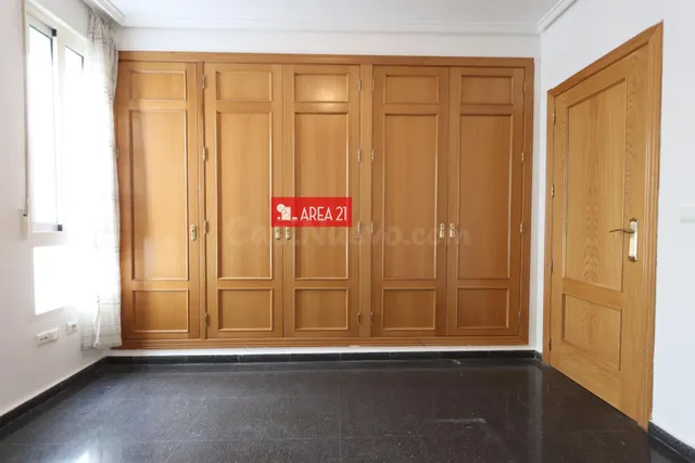 PISO CON GARAJE Y TRASTERO - foto 2