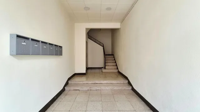 Piso reformado de tres habitaciones — 29