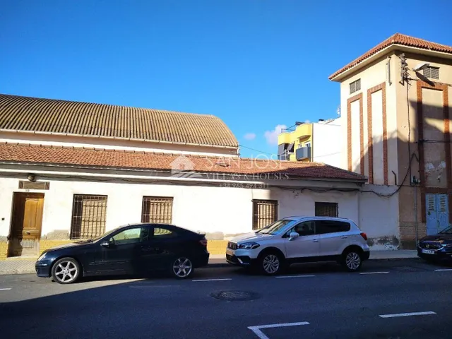 VENTA DE NAVE EN TORRELLANO — 28