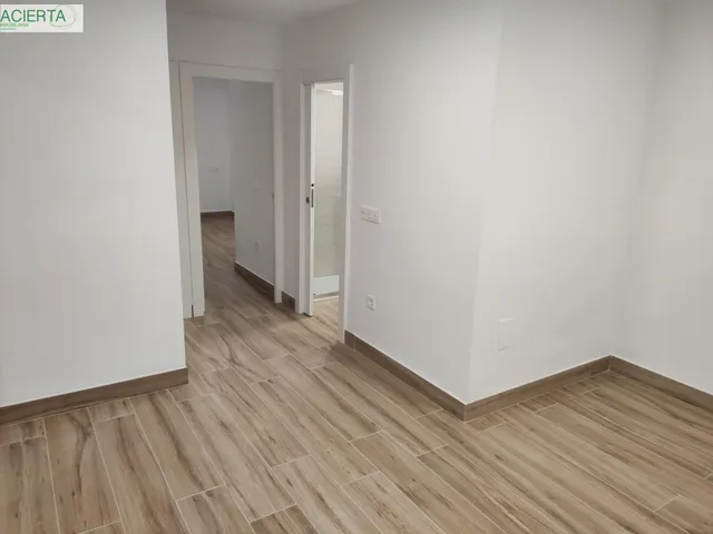 PISO NUEVO A ESTRENAR EN PLENO CENTRO DE GRANADA — 7