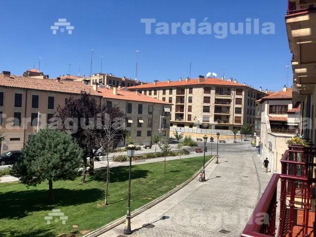 Apartamento de lujo, junto palacio de congresos — 11