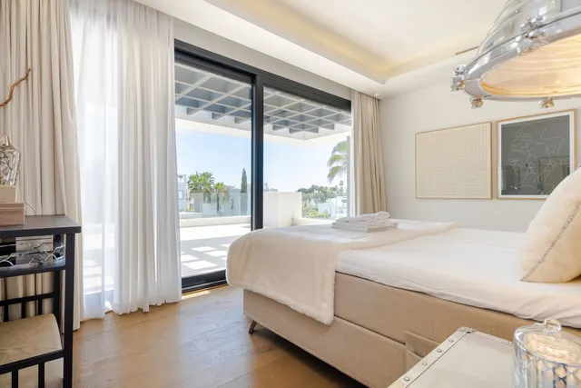 Chalet 6 habitaciones 637m² en venta - Marbella — 31