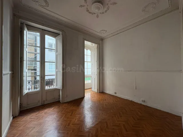 Venta de piso en Ferrol, calle Magdalena
