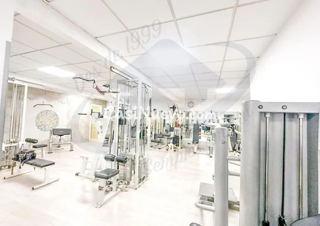 LOCAL COMERCIAL de 334 metros en PASEO DOCTOR MORAGAS (JUNTO - foto 3