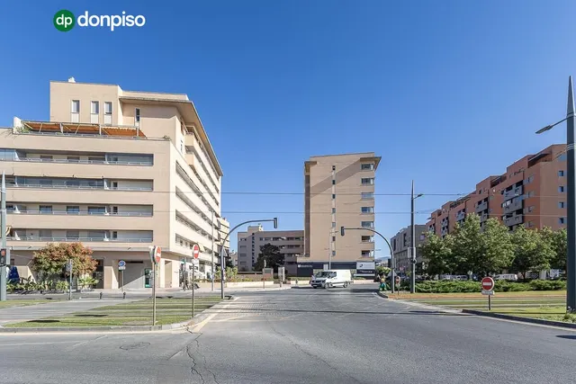 Ático dúplex en Campus de la Salud — 35