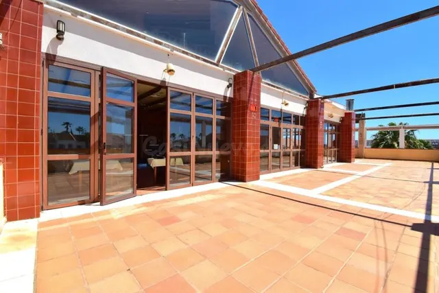 Local comercial 172m² en venta - Villamartín-Las Filipinas