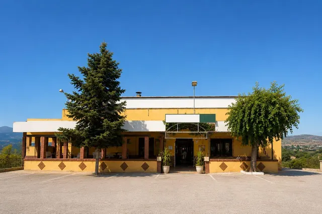 Ponemos a la venta el mítico Restaurante Montesol de Padul - foto 5