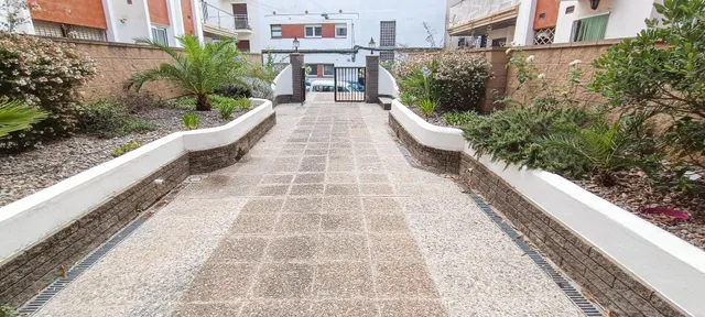 Buen apartamento con buena terraza, cerca del centro de Palamos — 40