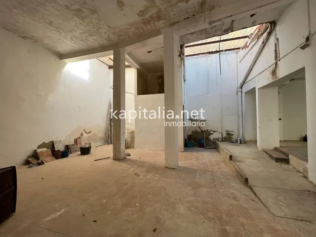Local comercial a la venta en Ontinyent, zona Sant Antoni — 4