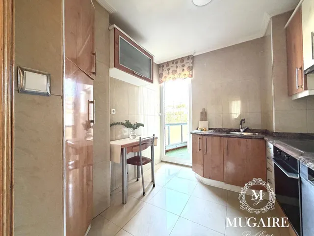 Piso exterior con terraza muy luminoso a 15´de Galdakao — 26