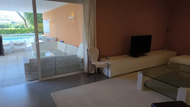 Villa de Lujo 5 habitaciones 111m² en alquiler - Plaza de toros — 31
