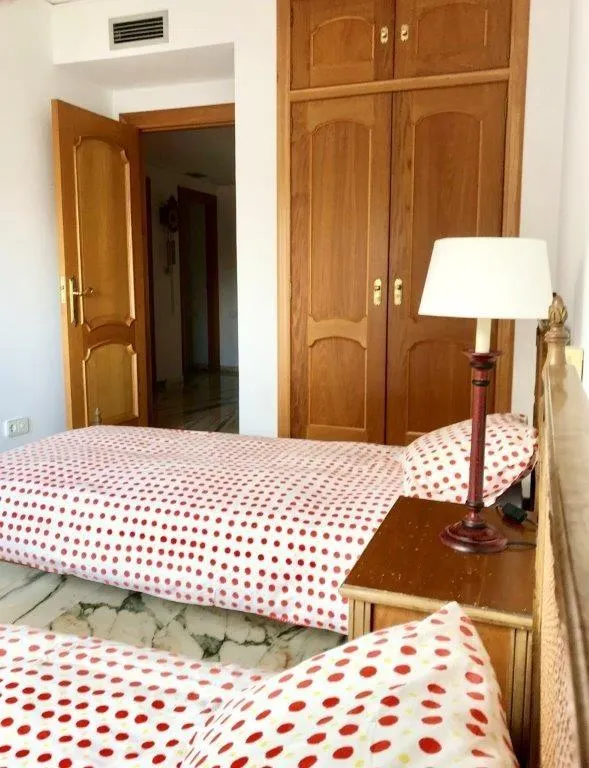 VIVIENDA EN ALQUILER SITUADA EN EL CENTRO DE LA CIUDAD — 17