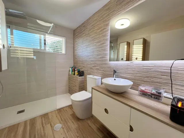 Moderno Pareado en Alenda Golf con Piscina y Sostenibilidad — 20