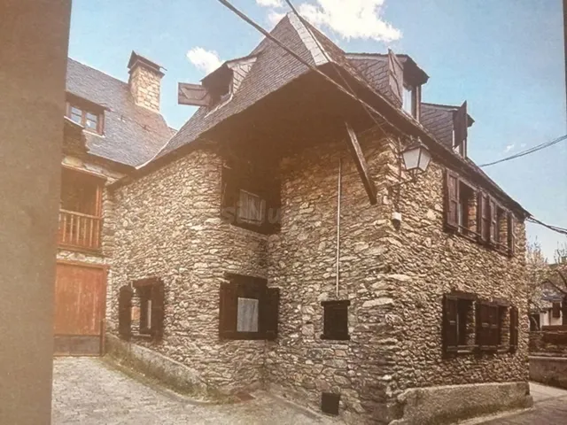 Precioso Chalet estilo Aranés en Bagergue - foto 3