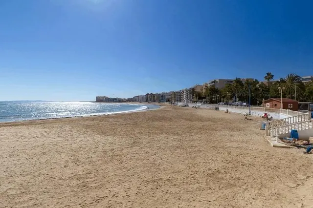 Ático 3 habitaciones 120m² en venta - Playa de los locos — 28