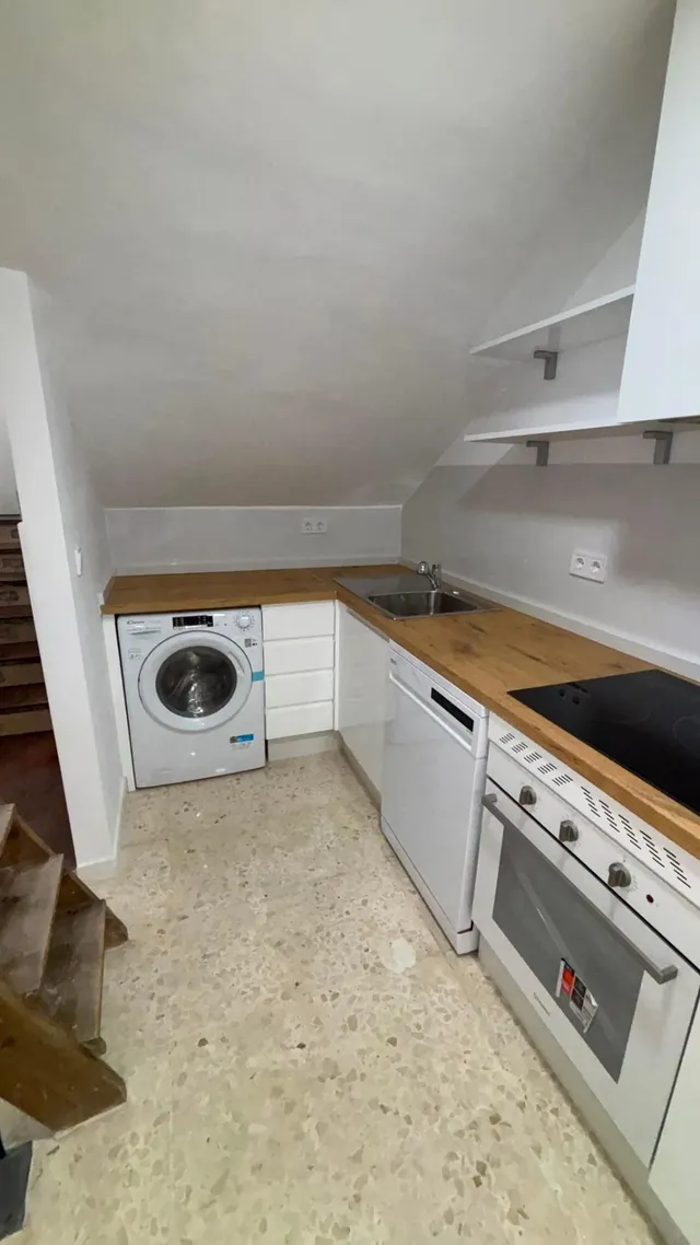 PISO EN PLANTA BAJA BARRIO EL NARANJO — 11
