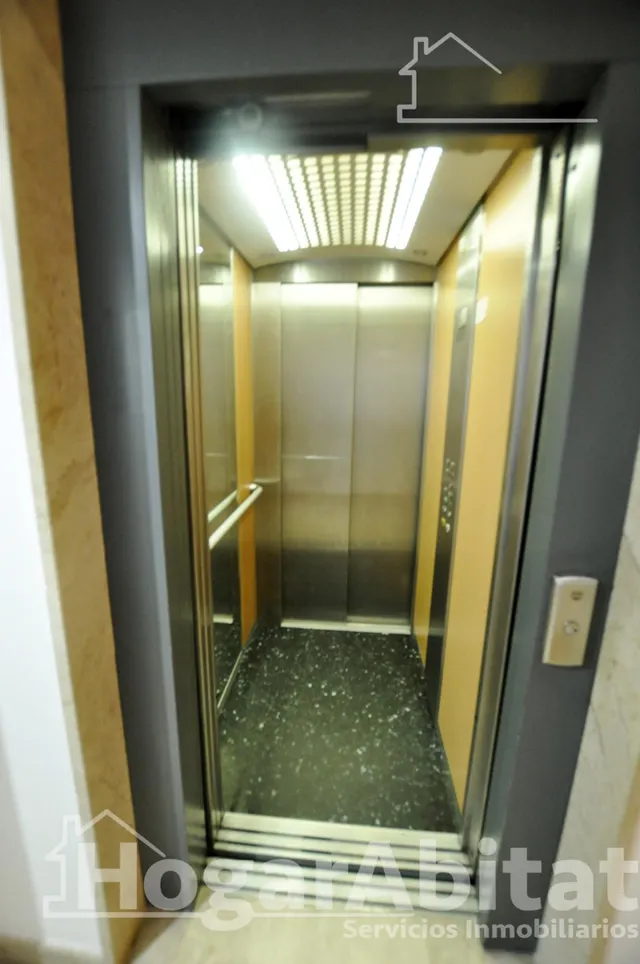 MAGNÍFICO PISO CON PISCINA, GARAJE Y TERRAZA EN BENIMACLET. — 46