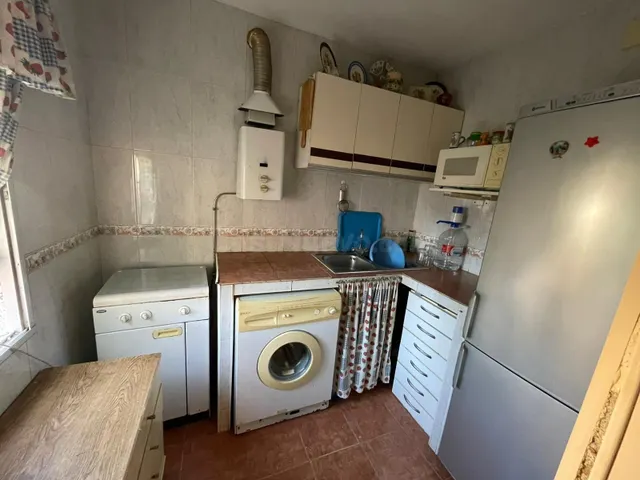 CASA EN ARROYO MALPARTIDA - foto 5