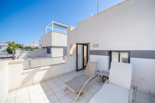 Villa 3 habitaciones 122m² en venta - Centro de la Ciudad Quesada — 47
