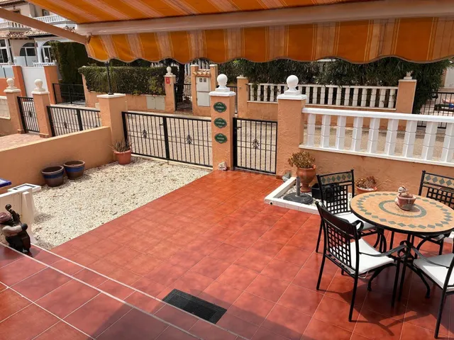 Pareado 2 habitaciones 62m² en venta - Lomas de Cabo Roig - foto 4