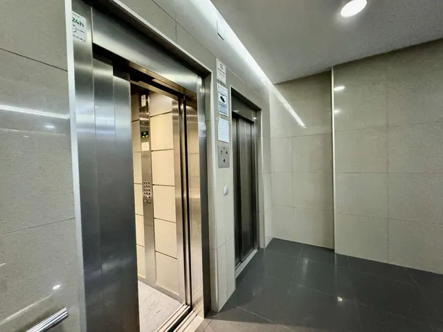 Apartamento 3 habitaciones 110m² en venta - Cruz de Humilladero- Paseo de los Tilos — 25