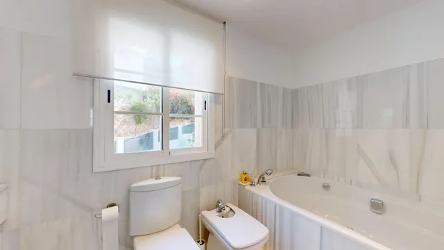 Exclusiva villa en Costa de la Calma: amplitud, elegancia y privacidad — 33