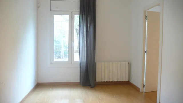 Piso reformado en venta en Carrer Sant Isidre, El Poble Sec - Parc de Montjuïc — 8