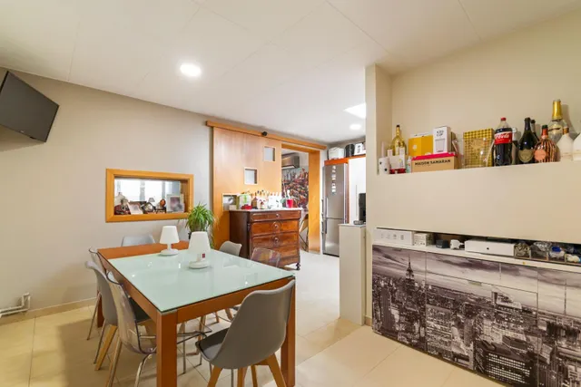 Casa adosada impecable de 4 dormitorios, placas solares y excelente ubicación en Empuriabrava. — 30