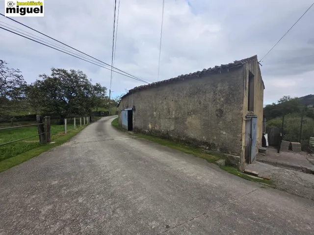 Se vende cuadra sobre parcela en Noriega, Colombres — 3