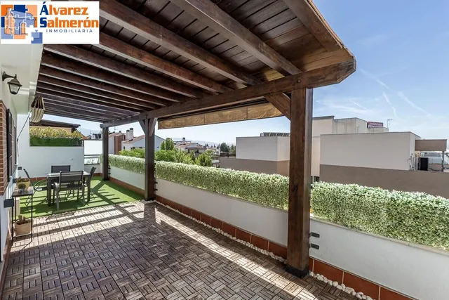 Piso con terraza en Albolote — 9