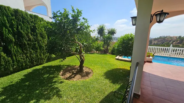 Chalet 4 habitaciones 377m² en venta - Riviera del sol — 48