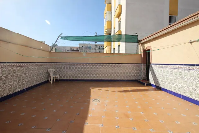 Casa con garaje individual en zona norte — 20