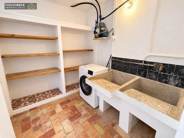 Casa céntrica y muy luminosa, con almacén de 105 m2 y magnífica terraza privada de 70 m2. — 27