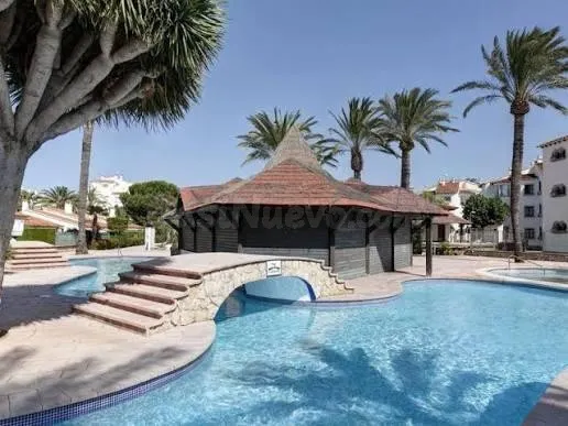 Tu refugio junto al mar en Dénia: terraza, piscina y la play - foto 3