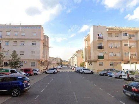 PISO OCUPADO POR PERSONA SIN JUSTO TÍTULO ESTE INMUEBLE DEBI - foto 2