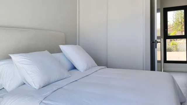 Villa de 4 dormitorios y piscina privada en Ciudad Quesada, Alicante — 14