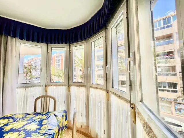 Apartamento 2 habitaciones 72m² en venta - Estacion de autobuses — 17
