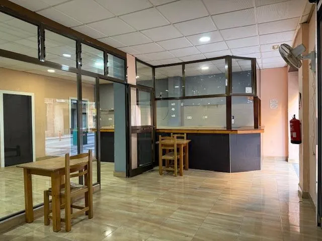JUNTO PLAZA DE SAN JUAN ALQUILER LOCAL COMERCIAL — 8