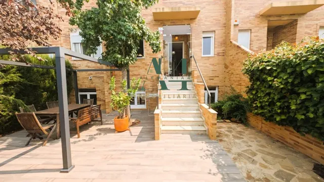 Espléndido Adosado en Macondo - Los Castellanos, Cáceres — 7