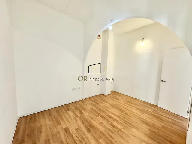 Local comercial en alquiler, zona del Espirall, Vilafranca d - foto 2