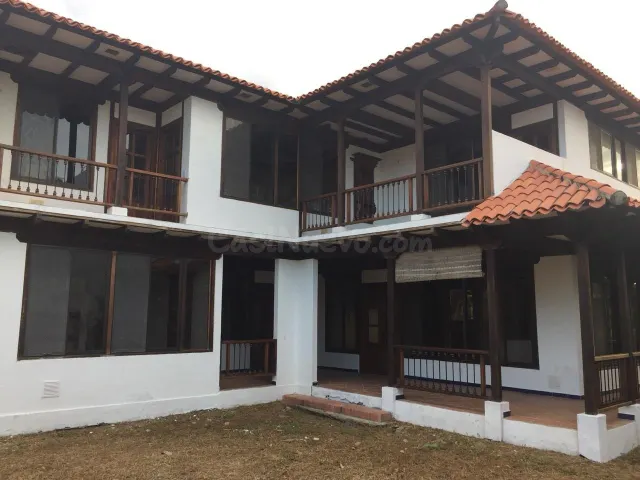 SE VENDE CASA EN ZONA NORTE - foto 5