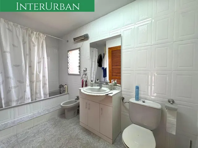 Chalet 5 habitaciones 268m² en venta - Urb. Montcati — 11