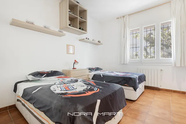 CASA A  NOSTRA SENYORA DE LOURDES — 16
