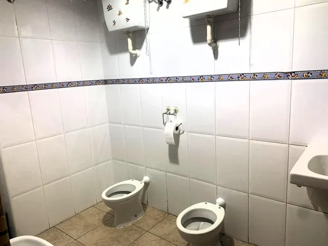 Local comercial en la calle felix rodriguez de la fuente — 6
