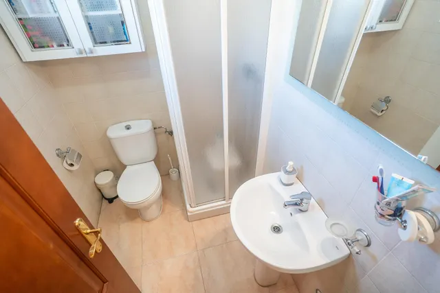 HUERCAL ALMERIA - LOS PINOS: TRIPLEX 4 DORMITORIOS + 3 BAÑOS + GARAJE SOTANO AMPLIO CON BODEGA + PATIO — 40