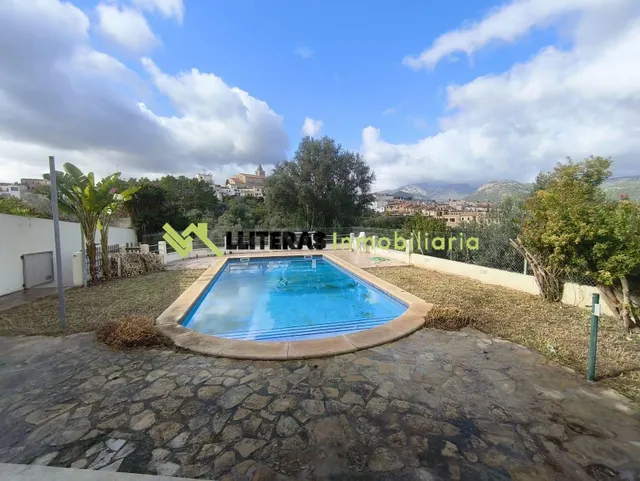 Vivienda exclusiva en Campanet con piscina privada y especta